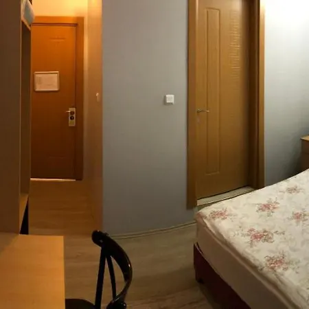 Oezsefa Hotell