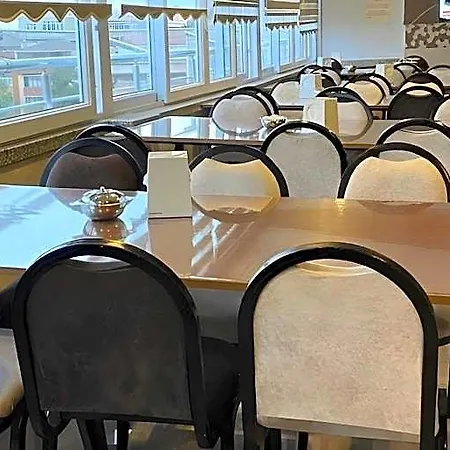 Hotel Oezsefa 3*