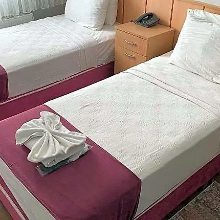 Oezsefa Hotel