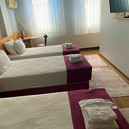 Oezsefa 3* Provincia di Istanbul