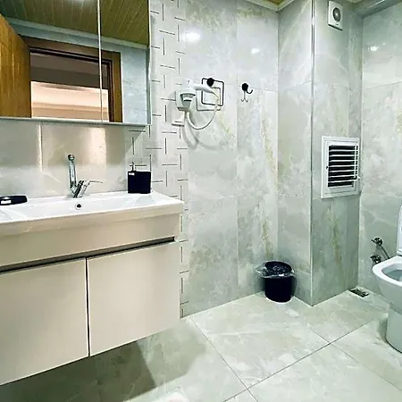 Oezsefa Hotel 3*