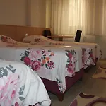 Hotel Oezsefa Istambul